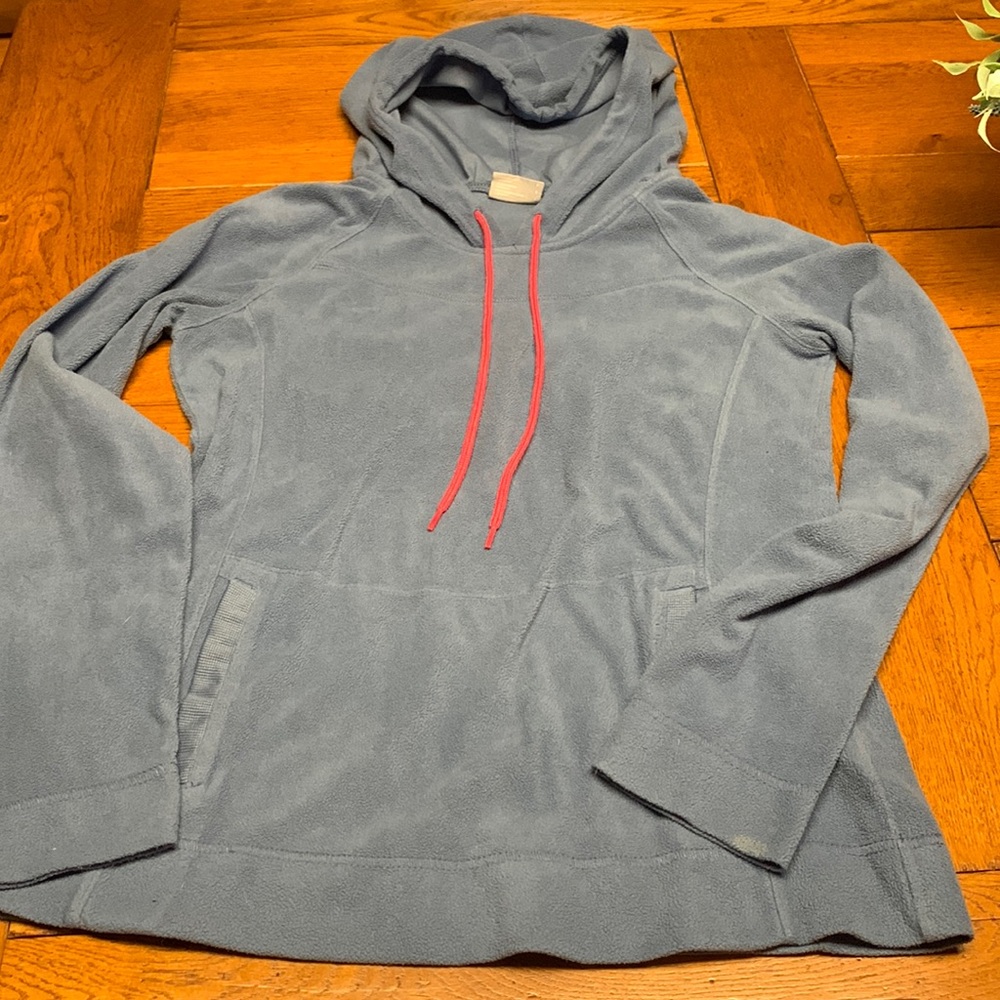 Columbia long sleeve hooded pullover size S